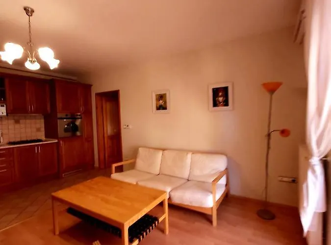 Katakunyho Lägenhet *