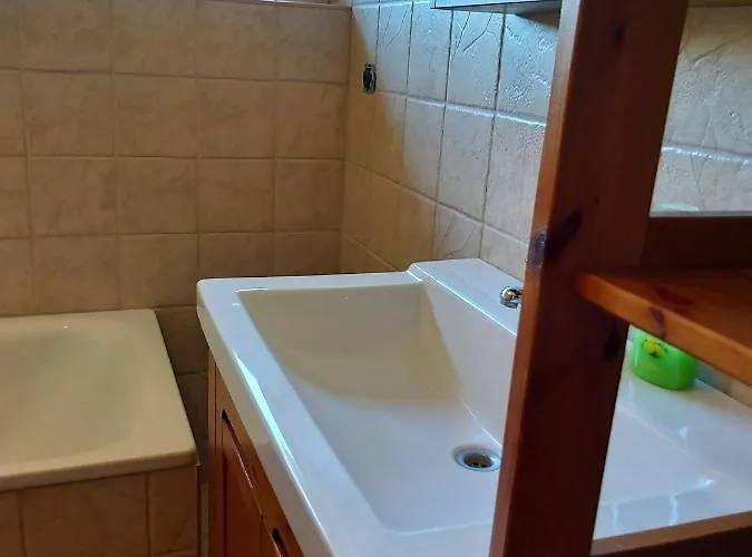 Katakunyho Lägenhet *